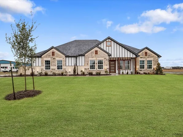 305 County Road 4833, Leonard, TX 75452