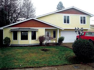 2376 Greentree Dr NE, Salem, OR 97305