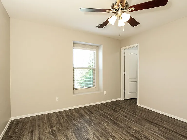 7529 W Saint Kateri Dr — Photo 12