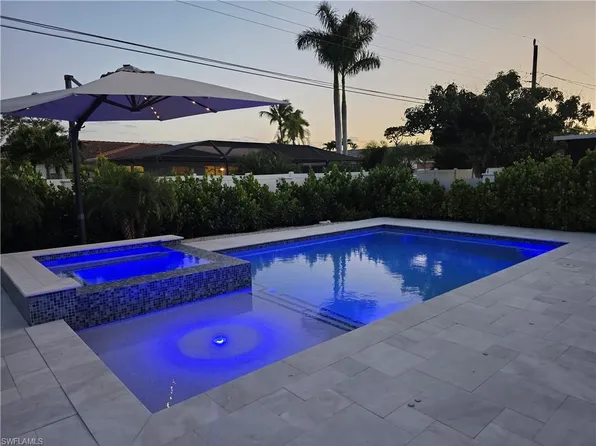 738 101st AVE N, NAPLES, FL 34108