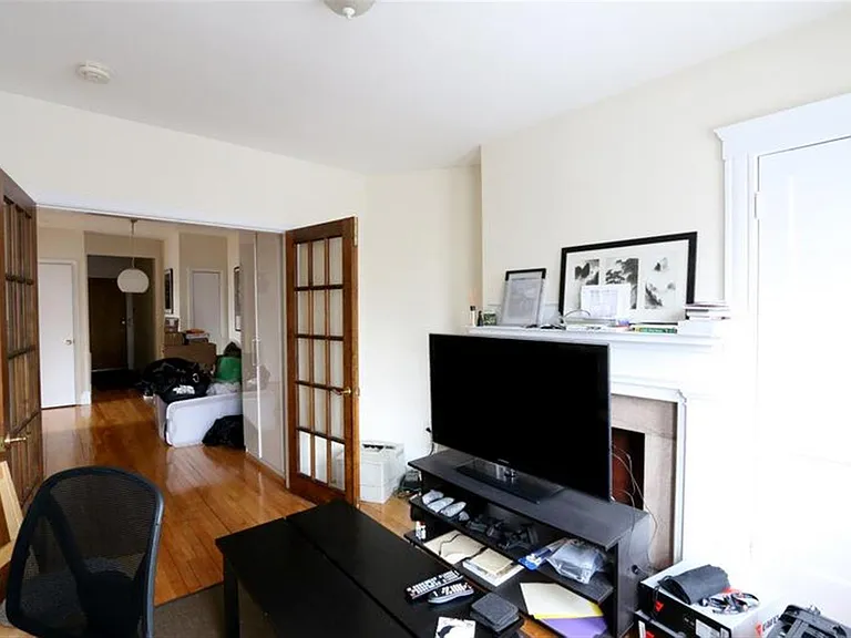331 Harvard St #5 — Photo 11