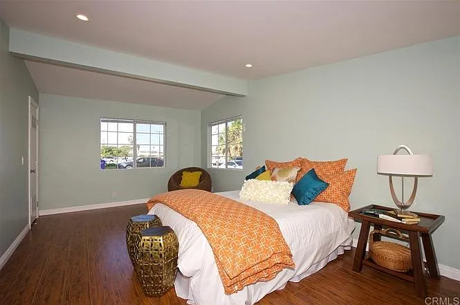 1219 Iris Ave — Photo 9