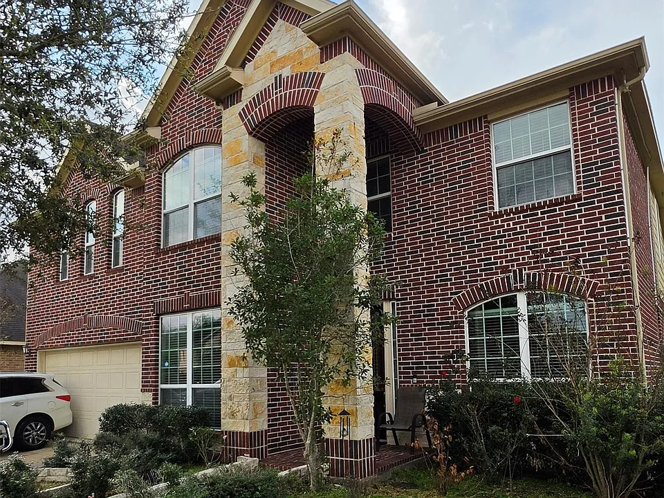 43 Amaifi Dr