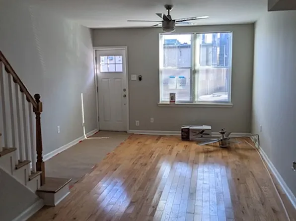 1015 Mercy St, Philadelphia, PA 19148
