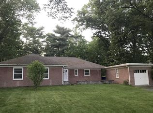 340 Arcadia Blvd, Springfield, MA 01118