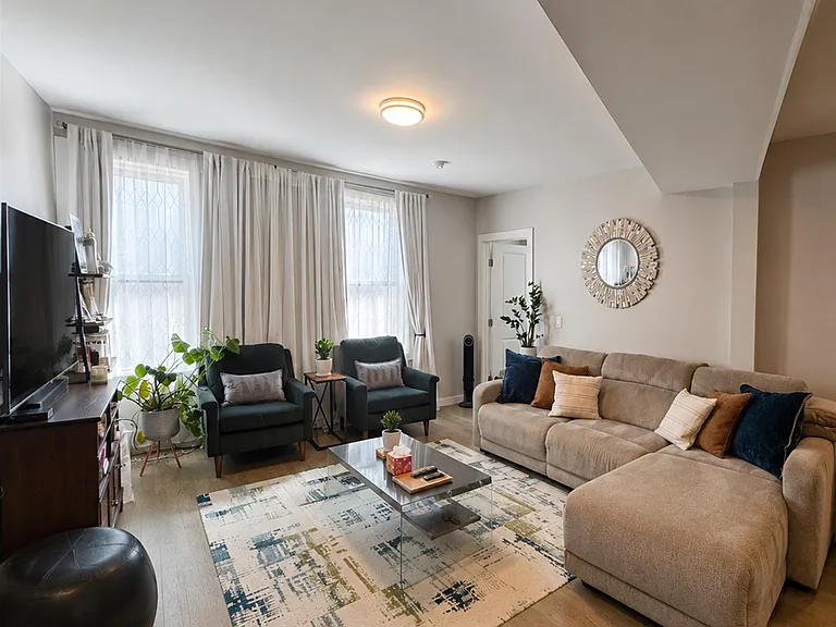 248 Prospect Ave — Photo 4