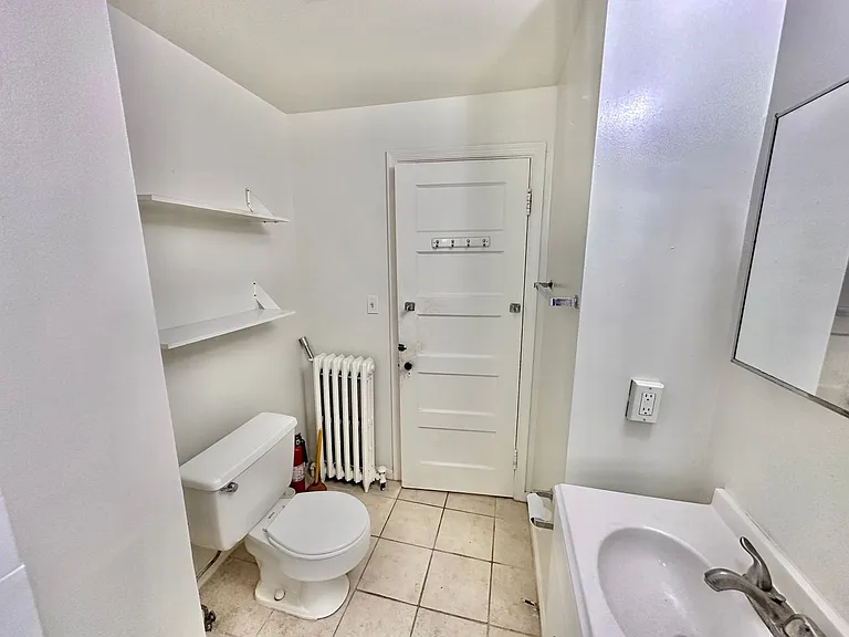 4422 Greenwich Pkwy NW — Photo 26