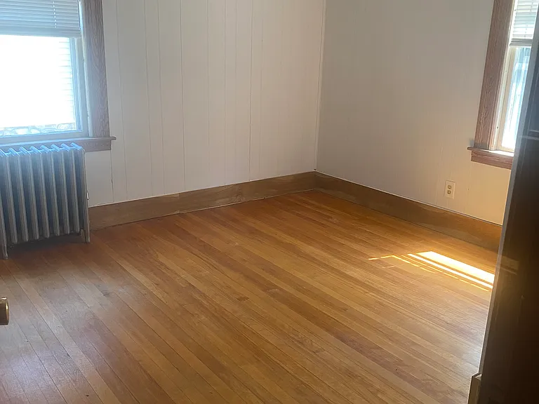 4 Ruth St #1 — Photo 8