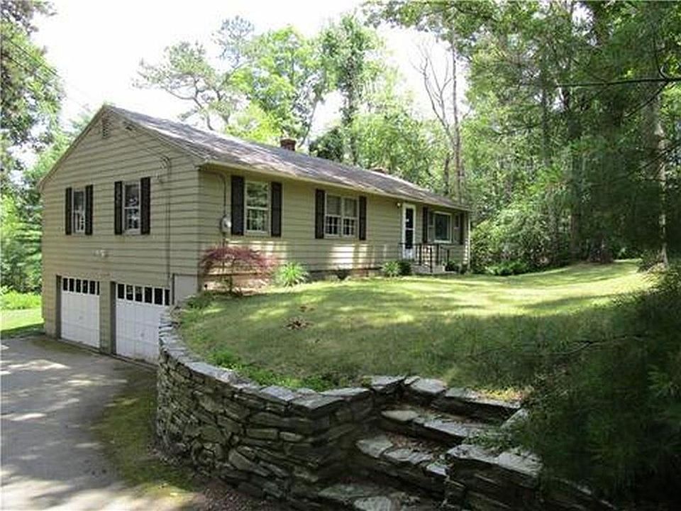 78 B Spring St, Hope Valley, RI 02832 Zillow