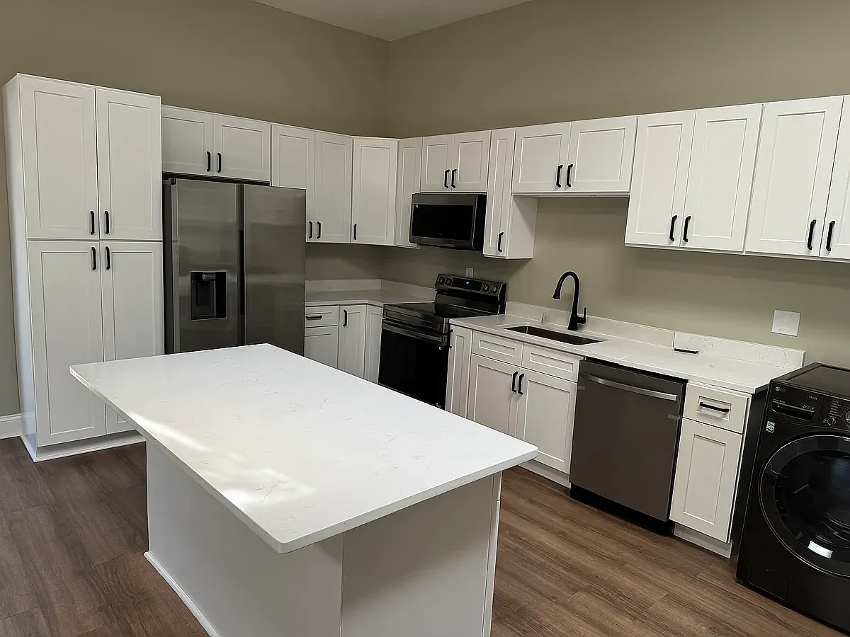 2 bed, 1200 sqft, $1,499 — Photo 4