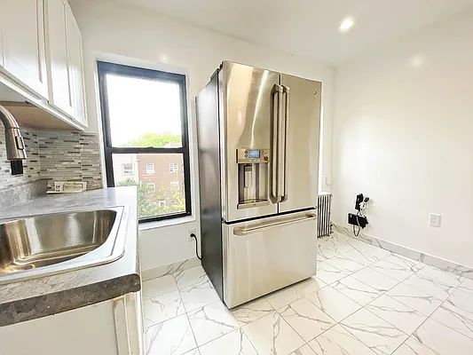 Rented by Corcoran | media 24