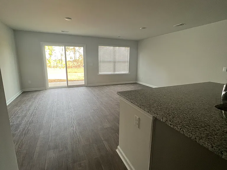 110 Haventree Ct #110 — Photo 4