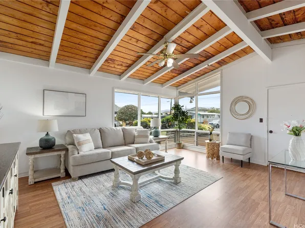 1485 Kaumoli St, Pearl City, HI 96782