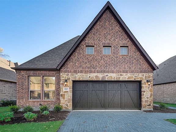 2nd image of 812 Brookstone Ct