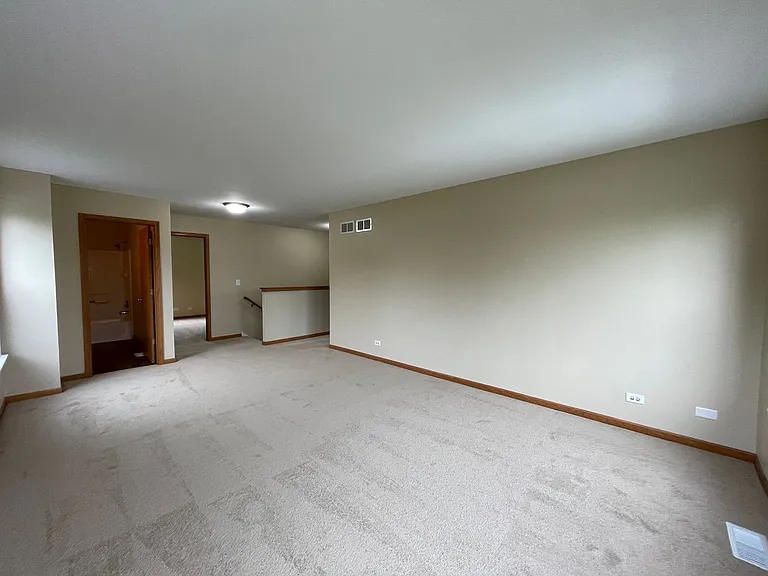 649 Linda Ct — Photo 15
