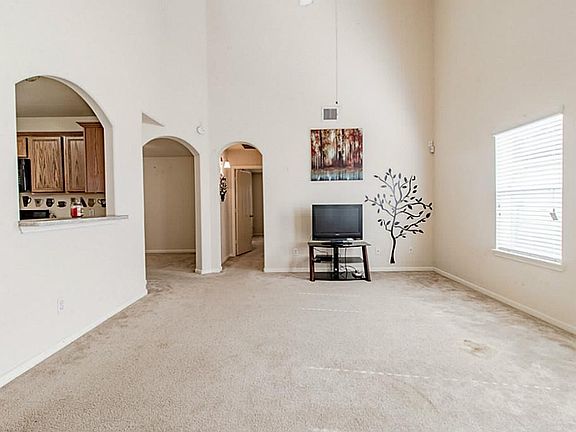 4th image of 12847 Souris Valley Ln