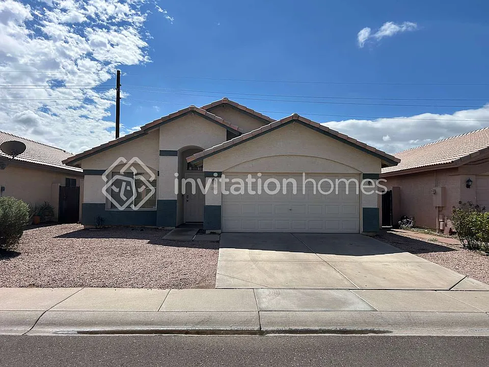1391 E Gary Dr