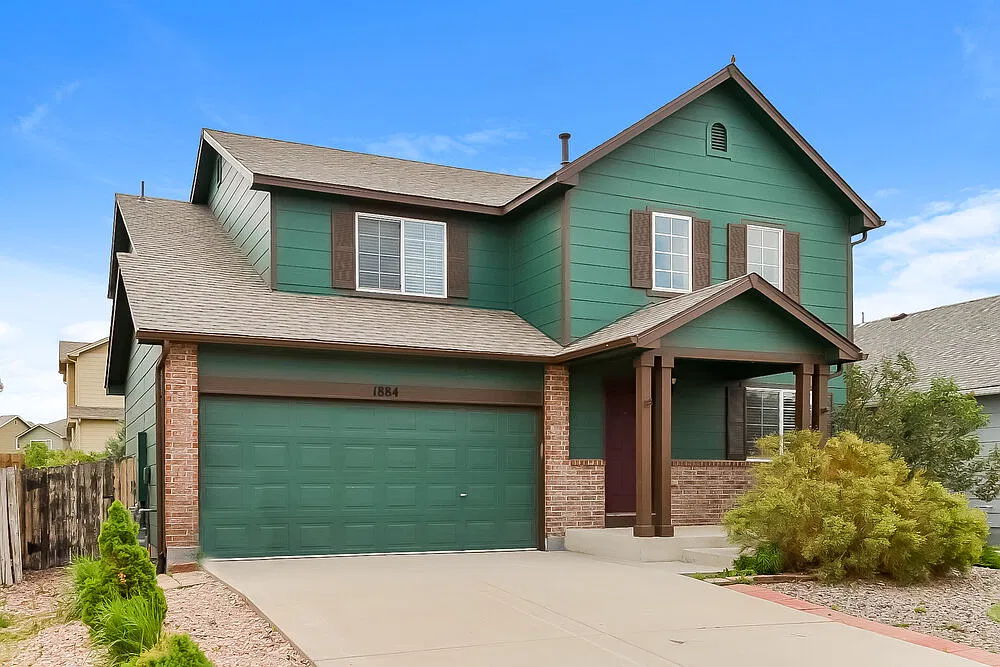 3 bed, 3.0 bath, 2904 sqft, $2,790 — Photo 1