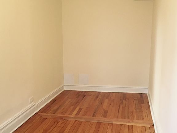 4th image of 1205 Lexington Ave Frnt 1