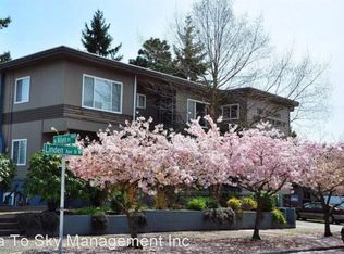 4416 Linden Ave N #5, Seattle, WA 98103