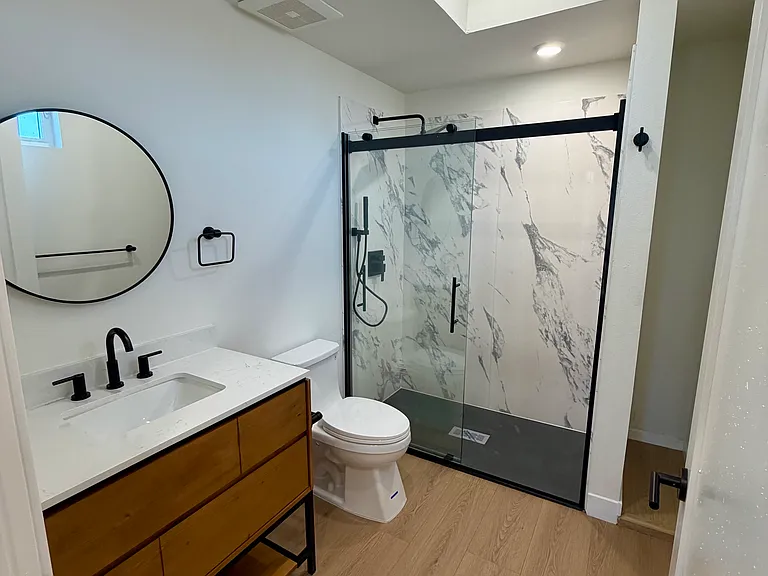 1053 Dewey Ave #3 — Photo 7