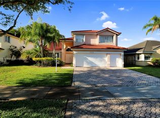 9324 SW 212th Ter, Cutler Bay, FL 33189