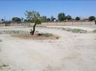 27974 Dustin Acres Rd, Taft, CA 93268