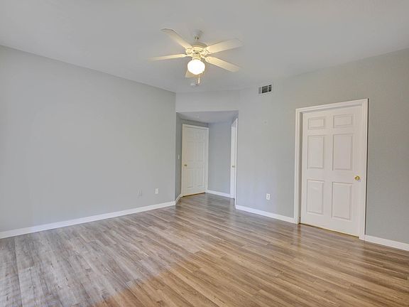 2nd image of 830 Carnegie St APT 713