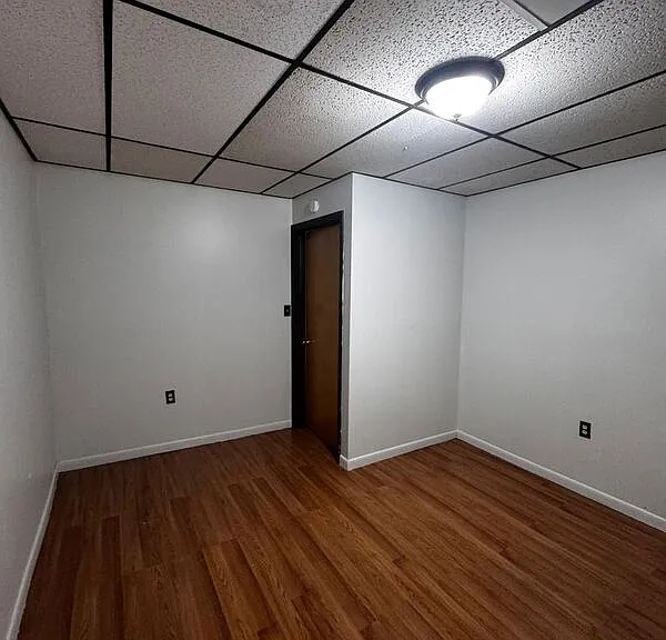 1820 Sanderson Ave #3 — Photo 5