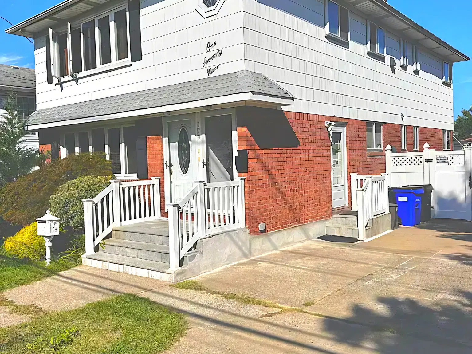 3 bed, 1.5 bath, 1125 sqft, $3,000 — Photo 1