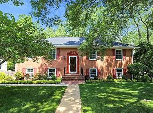 8427 Fort Hunt Rd, Alexandria, VA 22308