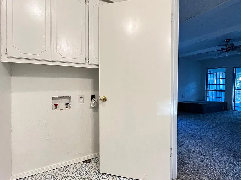 1215 E Whittaker St — Photo 22