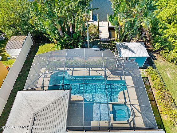 3rd image of 215 Milford Point Dr