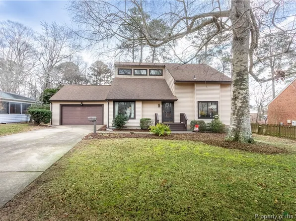 80 Waterview Dr, Newport News, VA 23608