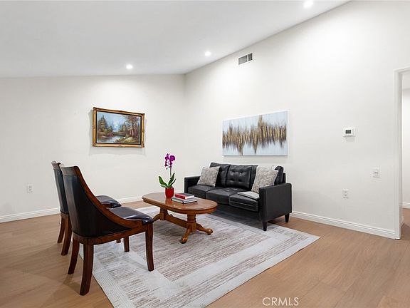 4th image of 19204 Avenue Of The Oaks Unit B