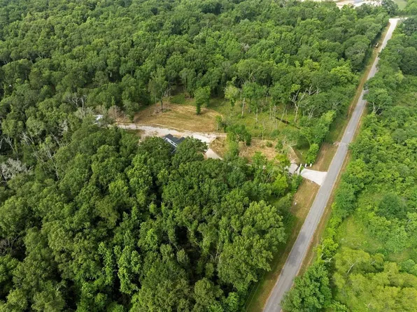 21208 Lyndall Ln, Porter, TX 77365