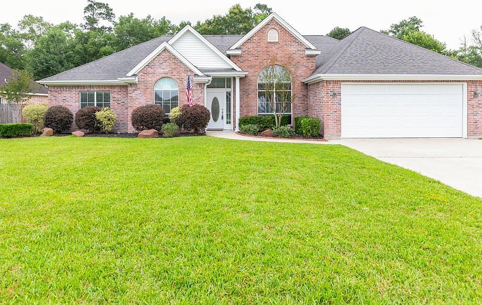 1st image of 295 Sarah Ln