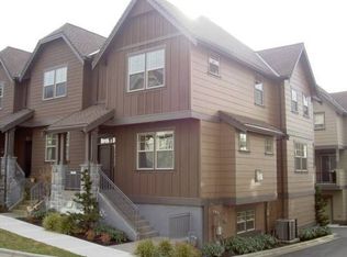 607 SW Foresta Ter, Portland, OR 97225