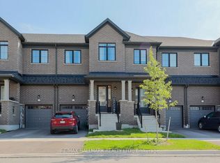 1090 Lockie Dr, Oshawa, ON L1L 0R9