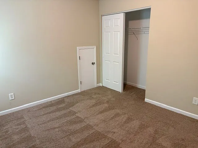 905 Woodlake Dr — Photo 14