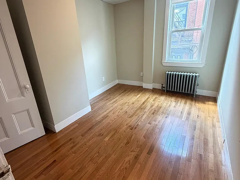 73 Danforth St #2 — Photo 4