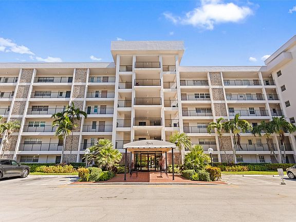 2nd image of 3000 N Palm Aire Drive #403