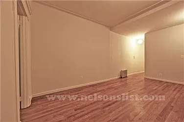 Rented by R New York