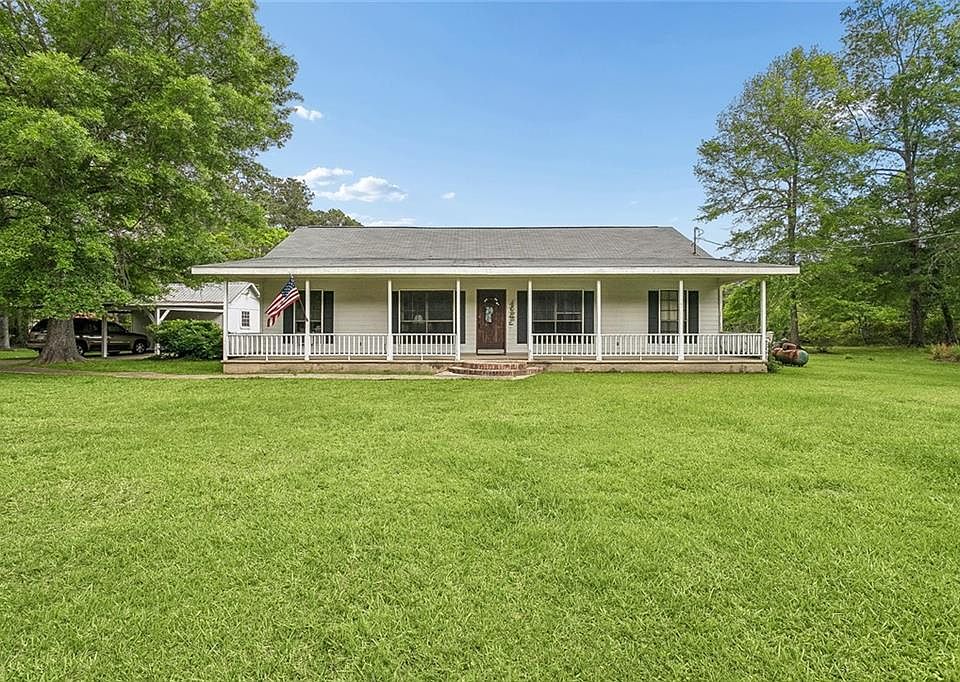1st image of 52456 Marretta Ln