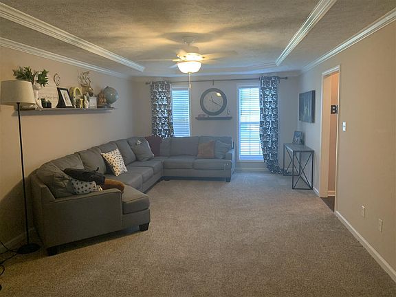 2nd image of 45 Ferndale Cv
