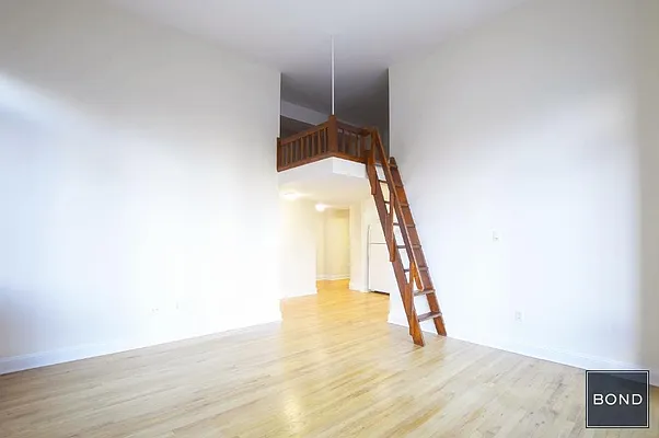 Rented by Bond New York | media 16