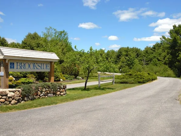 2 Lupine Ct, Yarmouth, ME 04096