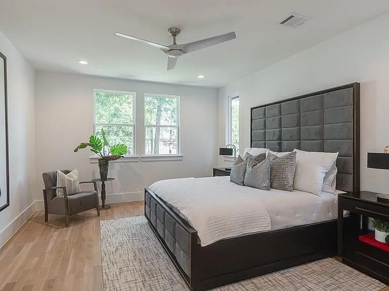 6135 Velasco Ave — Photo 115