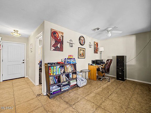 4th image of 725 S Harry P Stagg Pl