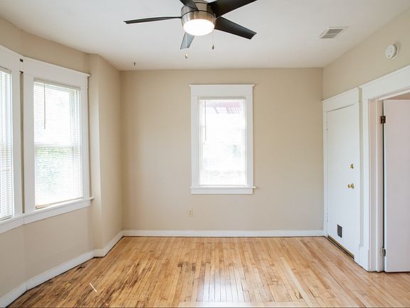 5th image of 829 E Clarke St #2R